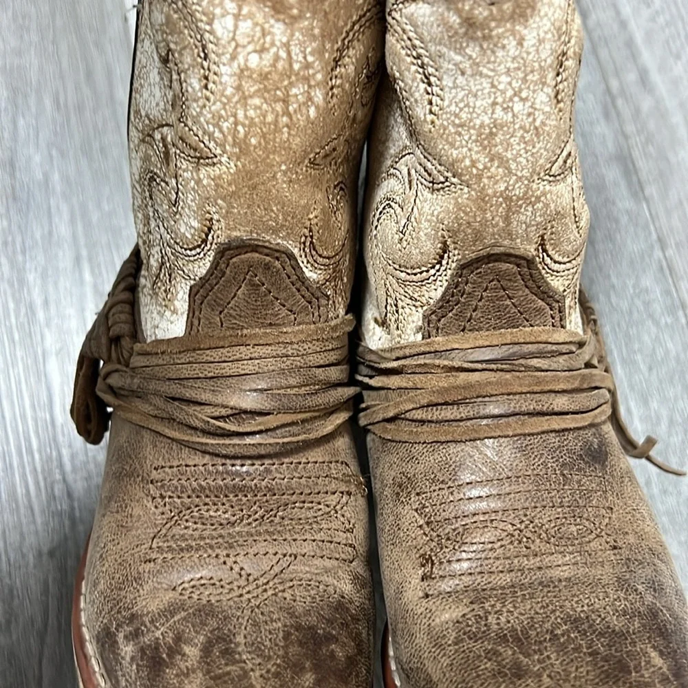 Dan Post Kids Boots in Brown and Cream